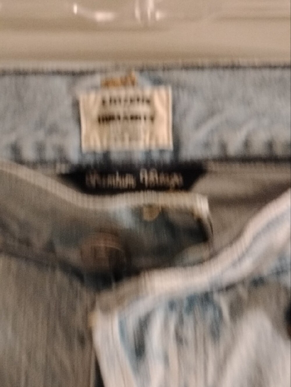 Citizens Of Humanity Light Gray Studded Boyfriend Jeans with Knee Distress - Picture 4 of 5
